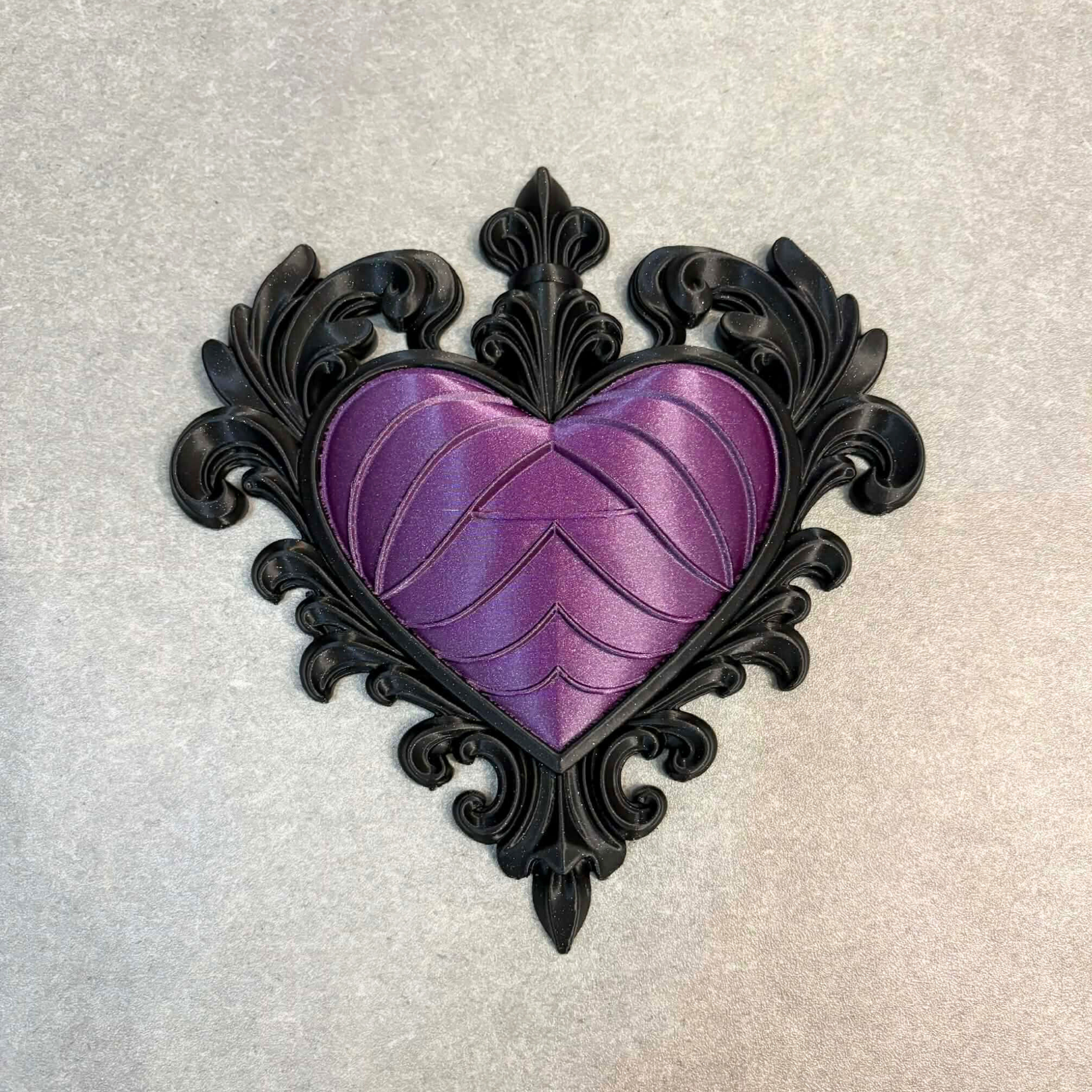 Shimmer Gothic Heart Wall Plaque