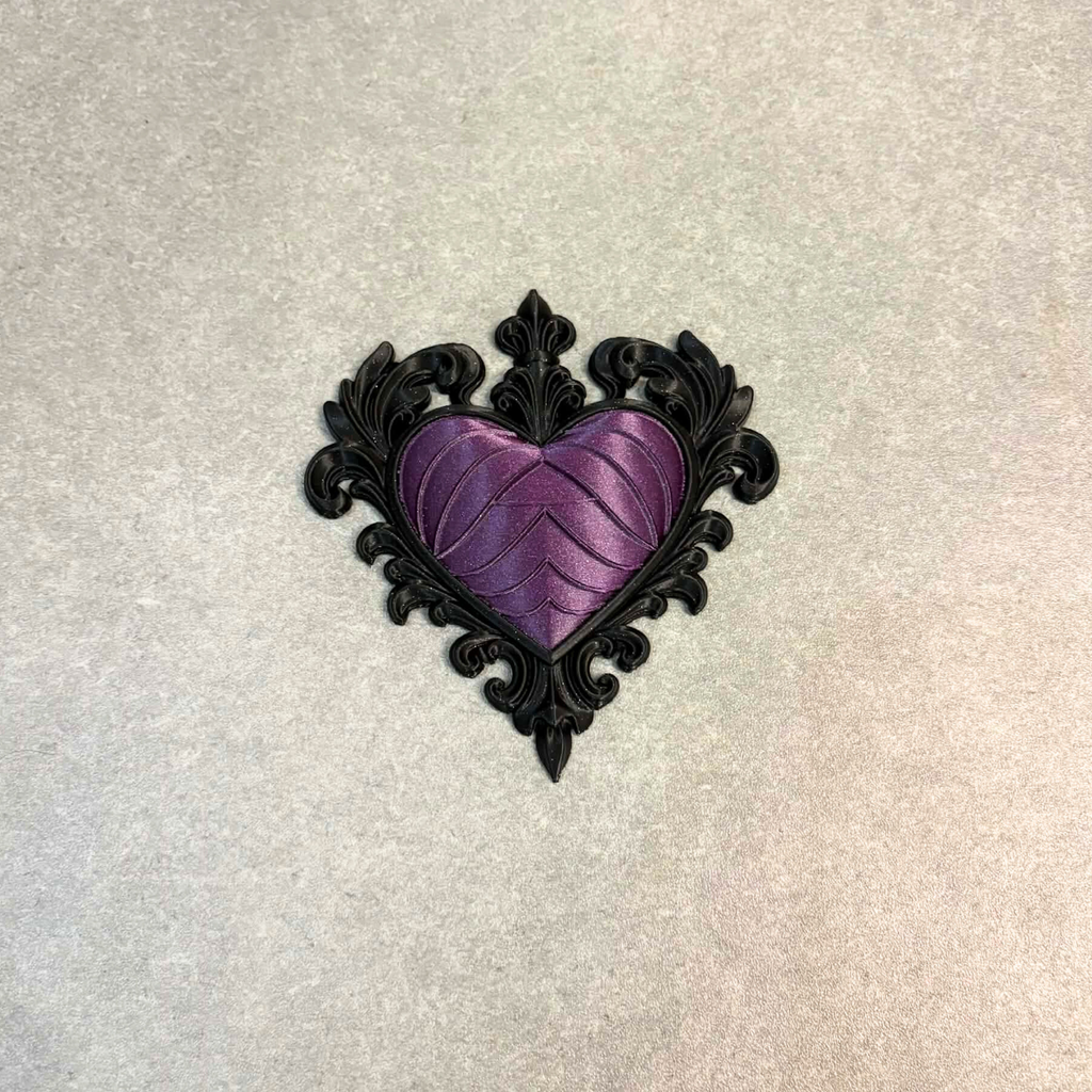 Shimmer Gothic Heart Wall Plaque