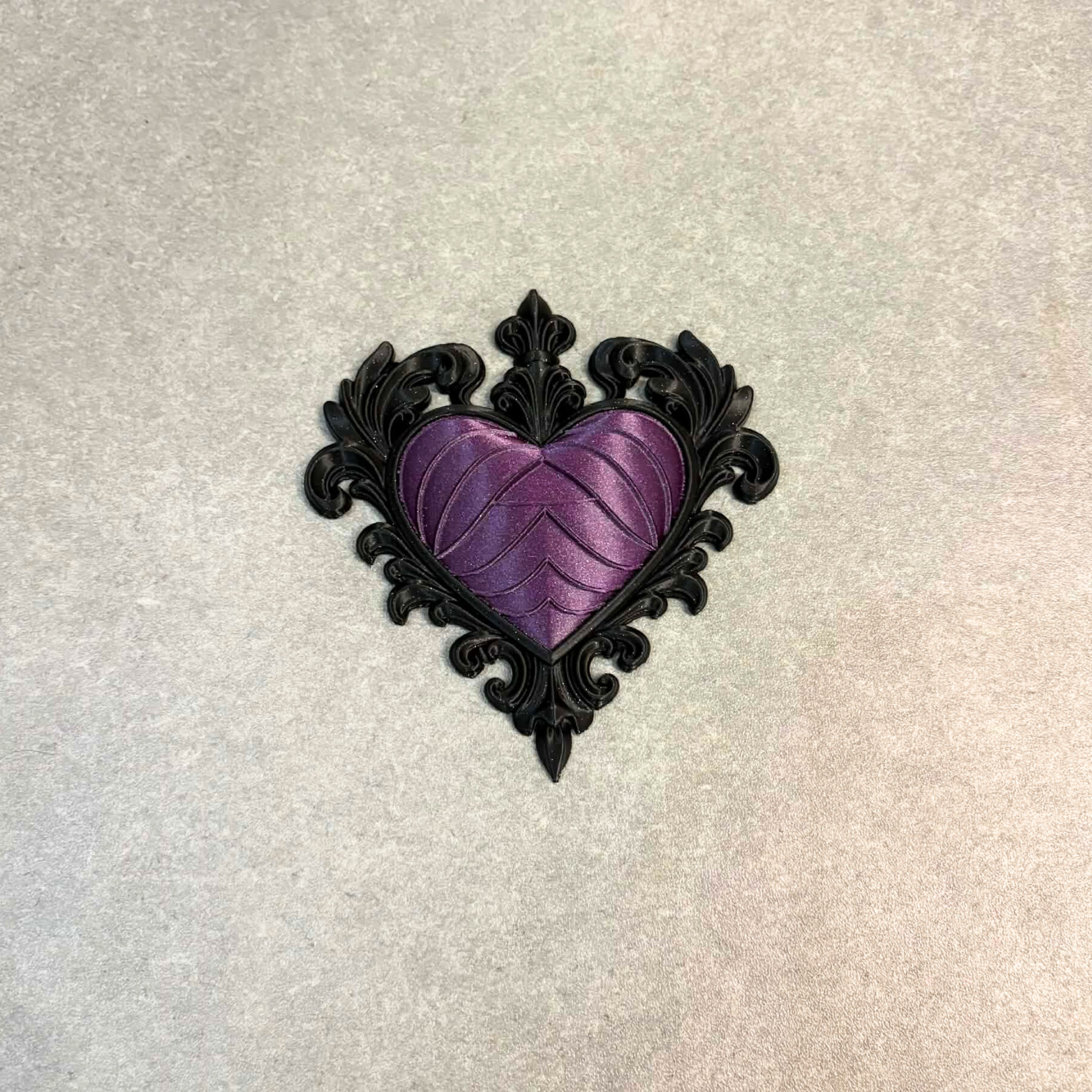 Shimmer Gothic Heart Wall Plaque